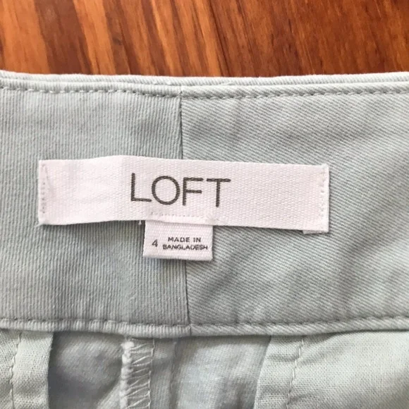 LOFT Riviera baby blue scalloped hem chino shorts - Picture 5 of 7